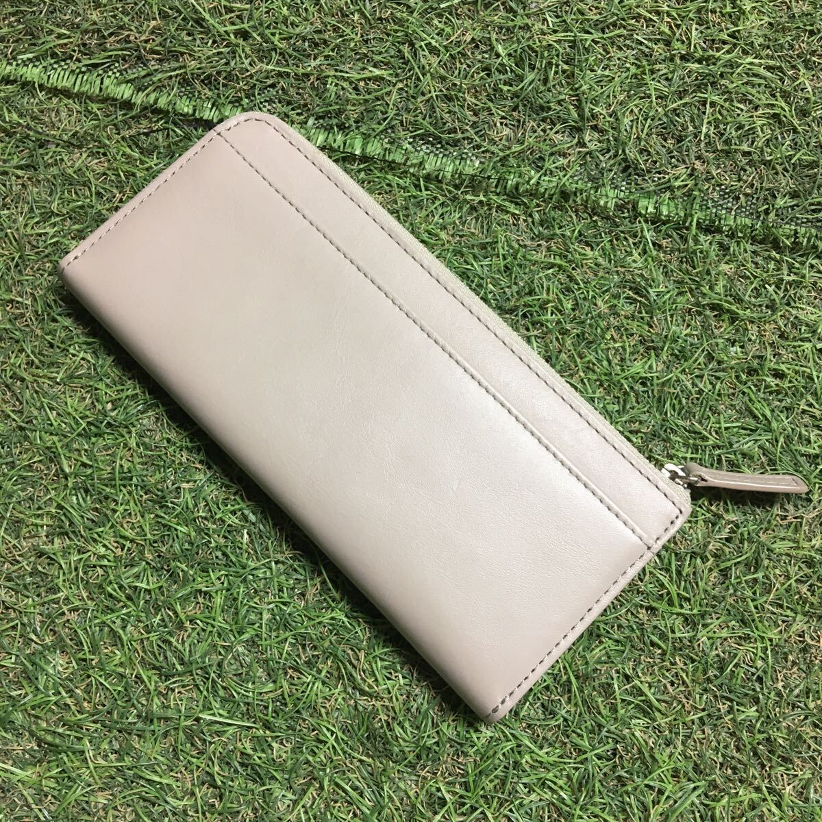 新品 未使用 定価1.3万円 ビジネスレザーファクトリー レディース L字長財布 カードホルダー レザー 本革 小銭入れ サンドベージュ拍卖