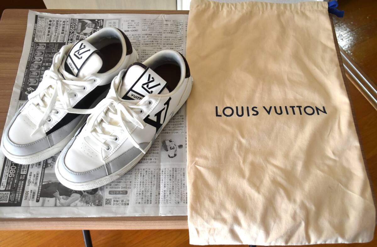 【真贋済み】 Louis Vuitton ルイヴィトン チャーリーライン サイズ:6 25.0㎝相当 レザー LVロゴ モノグラム スニーカー ホワイト拍卖