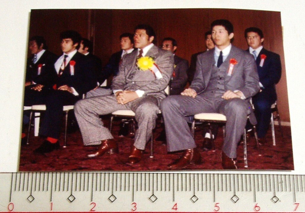 超レアステッカー☆新日本プロレス選手 シール◆アントニオ猪木 藤波辰爾 ストロング小林 前田日明 ジョージ高野 平田淳二 ヒロ斎藤拍卖