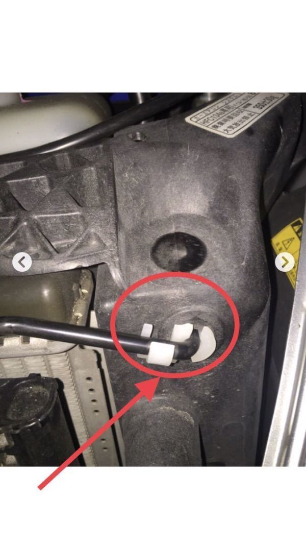 ◎ 新品 ダイハツ純正 L700 L700V ミラジーノ フード ミラバン ボンネット バー 棒 立てる棒 支え 付け根 クリップ クランプ拍卖