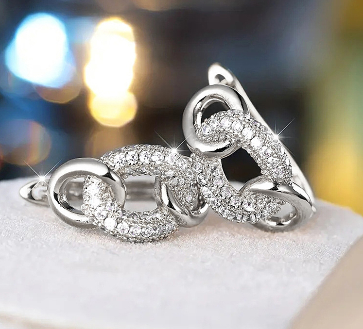 N250402/1◆Bigstone◆銀色【清新なデザイン】ダイヤモンドCZ*魅力な光沢*ファッション感アップ*欧米大人気なピアス拍卖