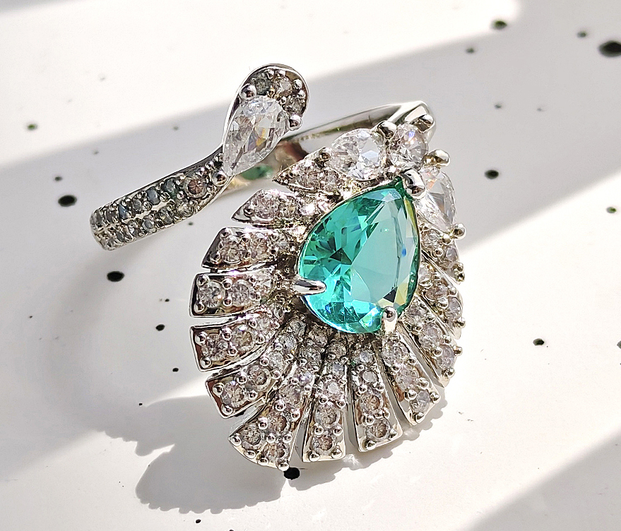 N2506190◆Bigstone◆【クジャクの尾】キラキラ輝く*ファッション印象*豪華なリング*14号拍卖