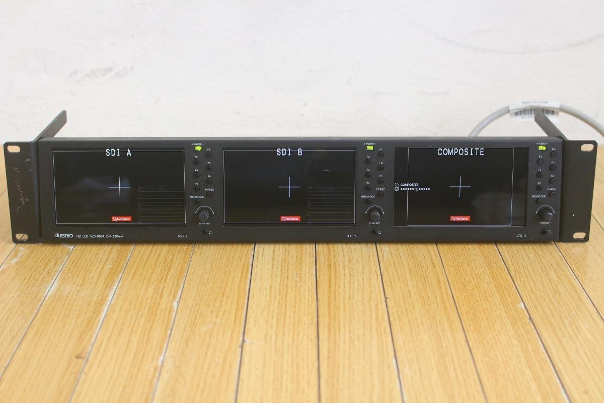 ★ASTROアストロ 業務用3連HD液晶モニター DM-3306拍卖