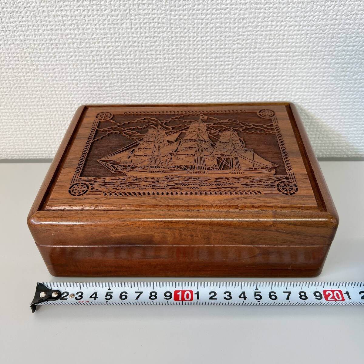 Lasecraft 木箱 ジュエリーボックス ウォールナット 船の彫刻 レーザークラフト レトロ アンティーク ビンテージ 中古拍卖