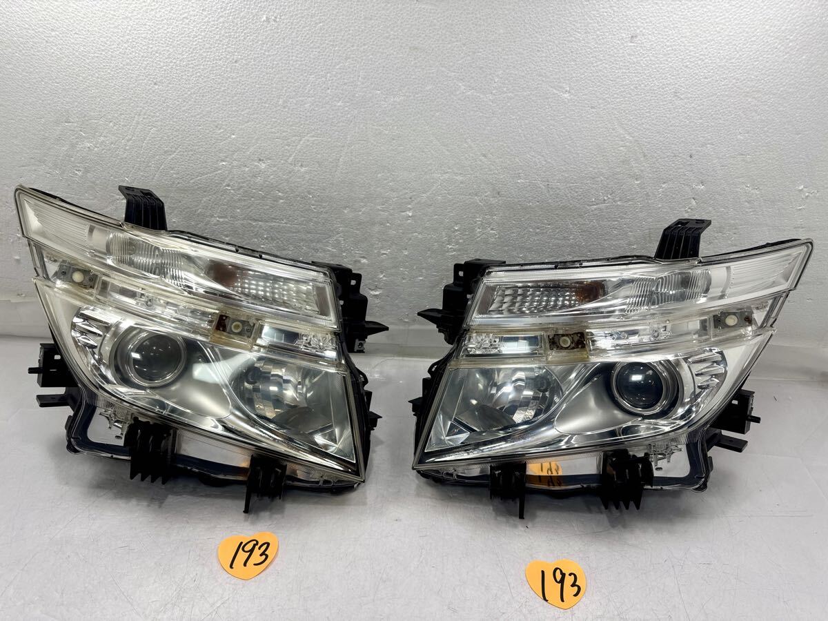 日産 エルグランド PE52 / E52 / TE52 純正 ヘッドライト ヘッドランプ 左右セット KOITO 100-23008 X2 (193)拍卖