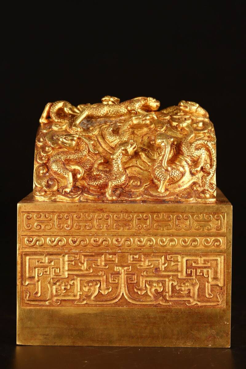 永し 清時代 古銅塗金 盤龍紋 大印 印章 寶璽 極細工 書道具 文房具 置物擺件 古美術品 時代物 古董品 収集 旧家蔵出 中国唐物 A33548拍卖