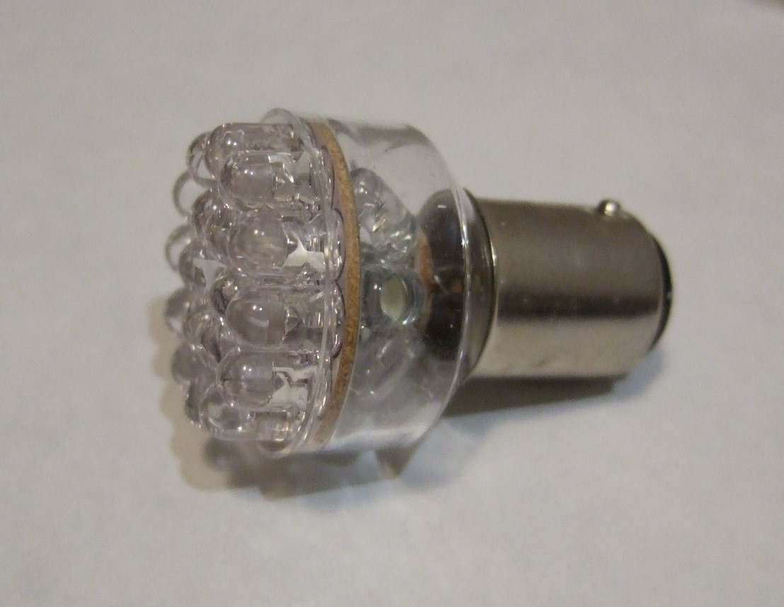 <LEDW12W-006> 旧車・小型バイク ブレーキ・テールライト用 高輝度 白色 LED24個搭載 交流および直流(AC/DC12V)用拍卖