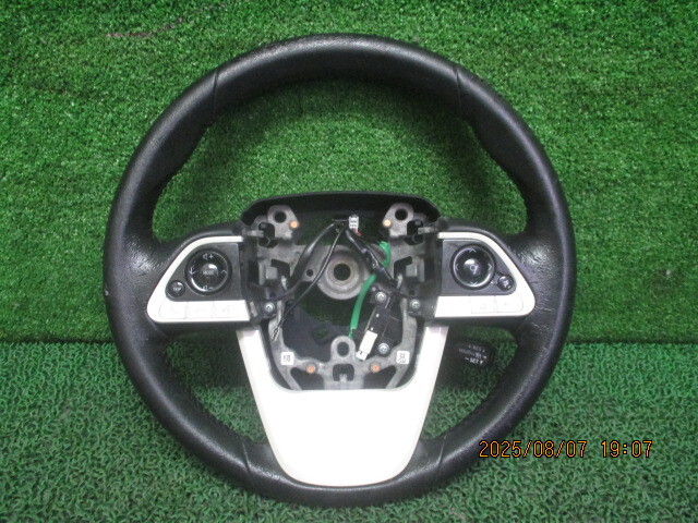 ZVW50 トヨタ プリウス 平成28年 純正ステアリングホイール/ハンドル 252685拍卖