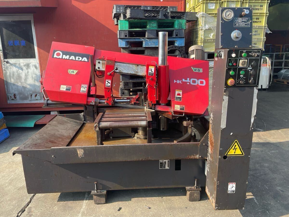 YY820 AMADA アマダ バンドソー HK-400 1999年製 角度切断45° 能力 角300 丸φ320 三相200V 50Hz ※ワイヤーブラシ使用不可【動作確認済】拍卖