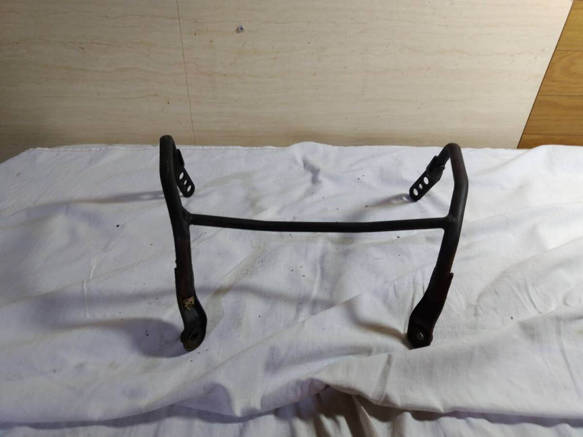 252507-05 RGV250γ ガンマ250 VJ22A カウスステー アッパーカウルステー拍卖