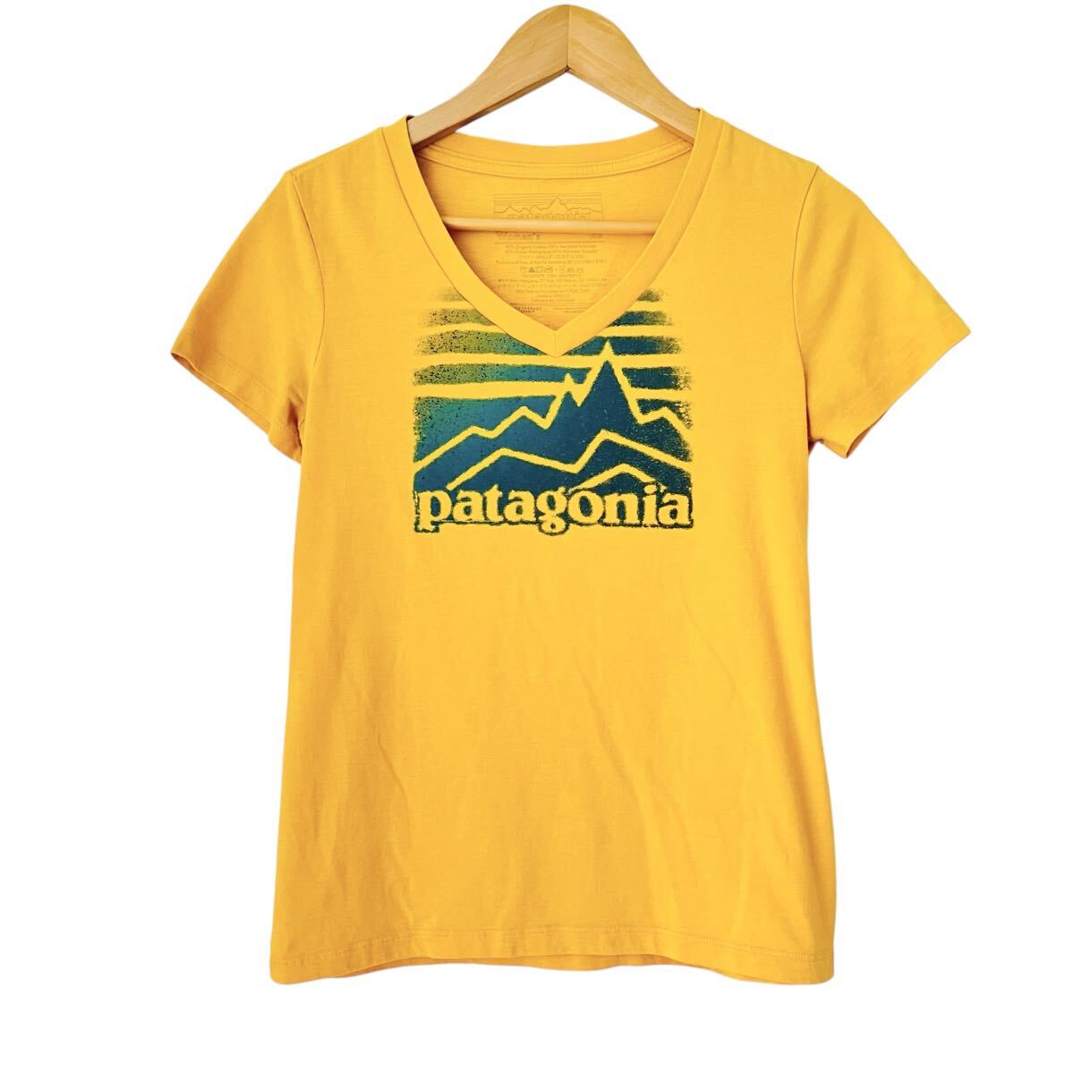 Ye1584cc patagonia パタゴニア Tシャツ 半袖Tシャツ サイズXS レディース イエロー 黄色 Vネック アウトドア拍卖