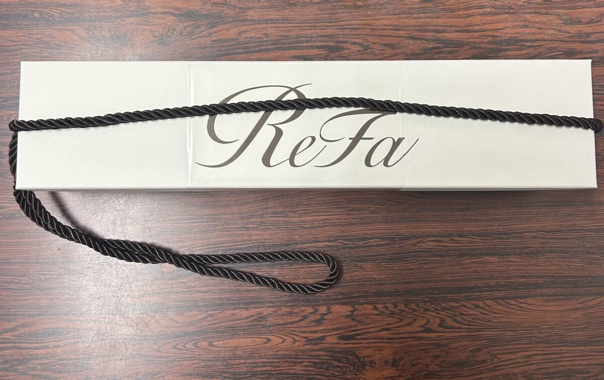 リファビューテック ストレートアイロン 白 ReFa BEAUTECH STRAIGHT IRON 新品未使用 色は白です。 RE-AC02A拍卖