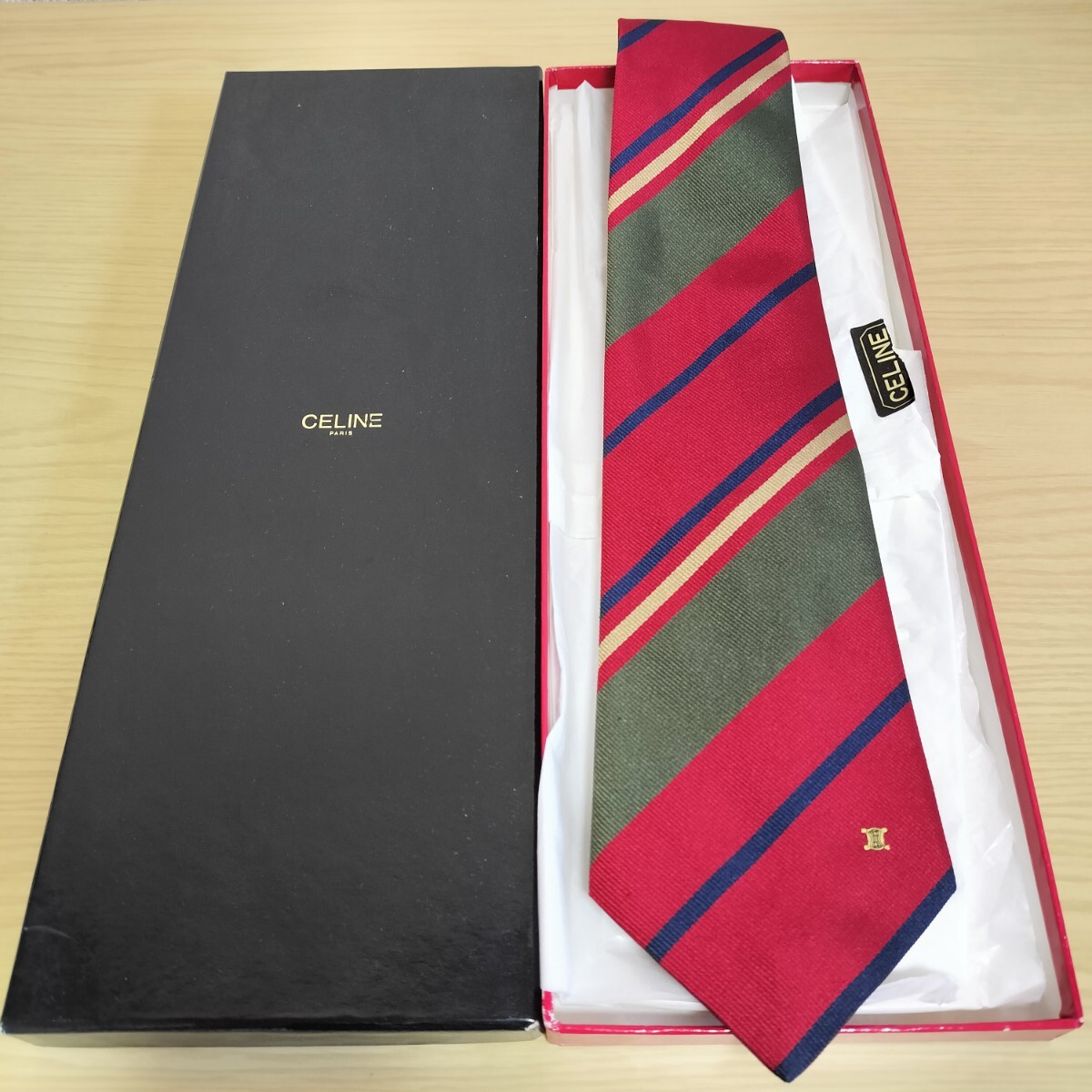 CELINE(セリーヌ)赤青緑ストライプワンポイントマカダム柄ネクタイ拍卖