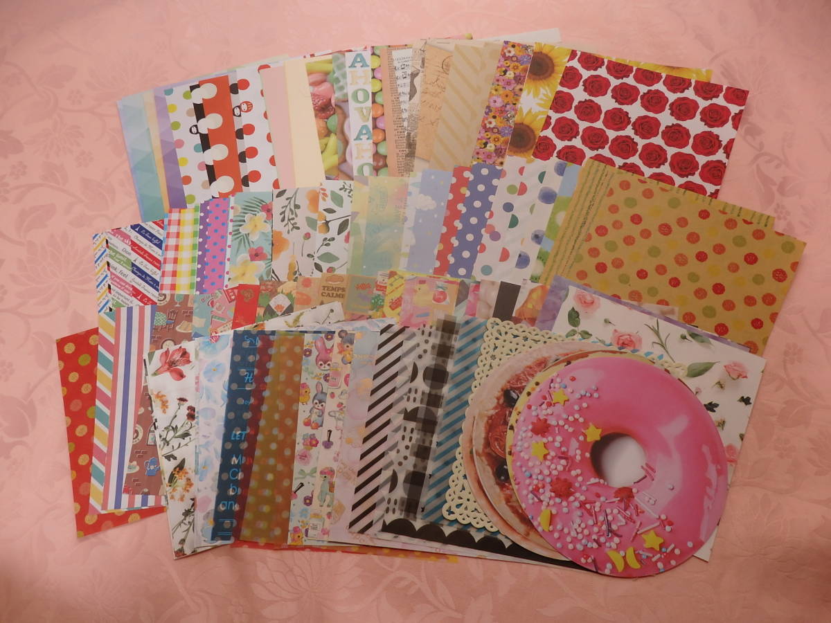 セリア・ダイソーの折り紙 全て柄違い 120枚+昭和レトロなミニ折り紙10枚拍卖