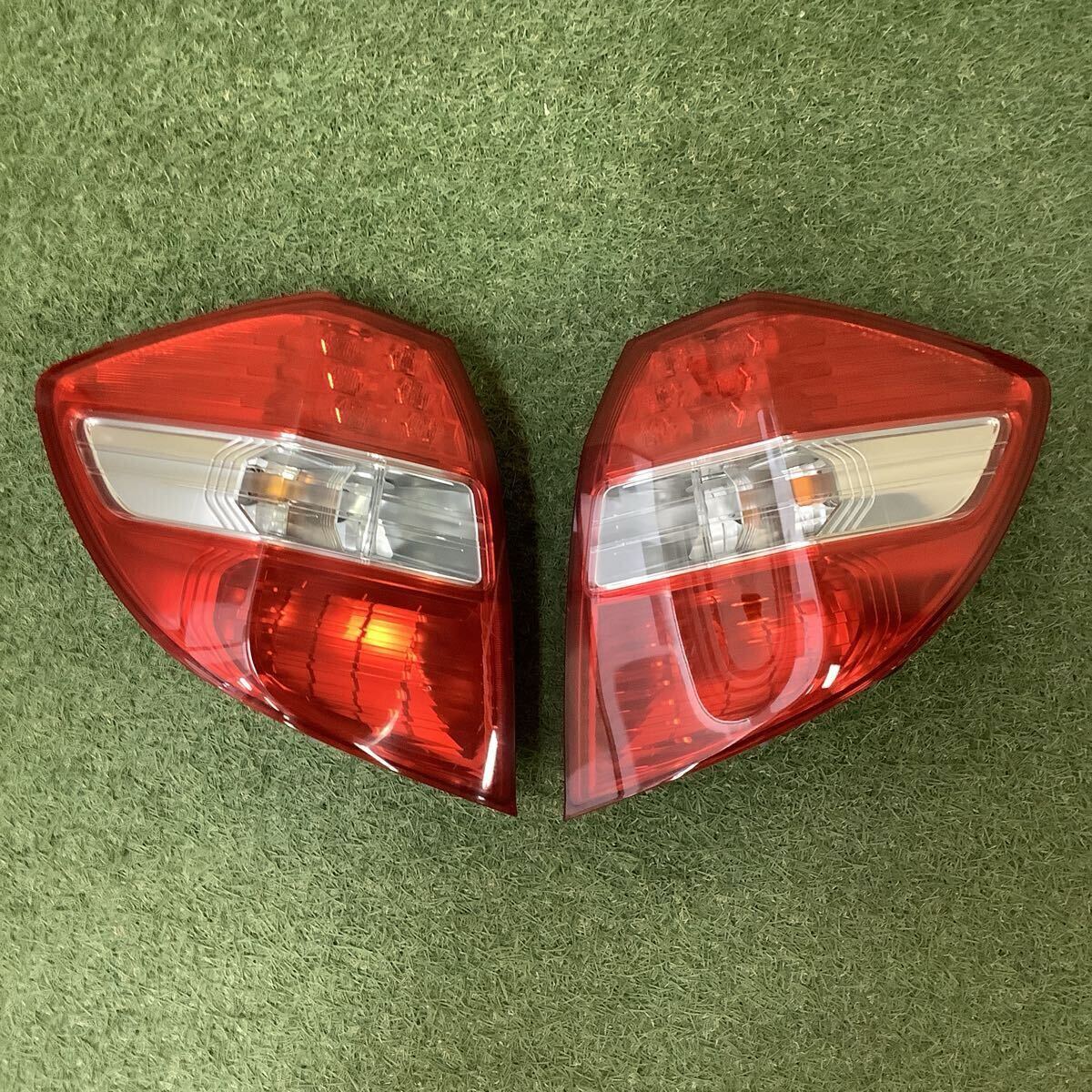 フィット GE6 GE7 GE8 GE9 GP1 GP4 テールライト テールランプ 左右セット STANLEY P9596 管番3446B拍卖