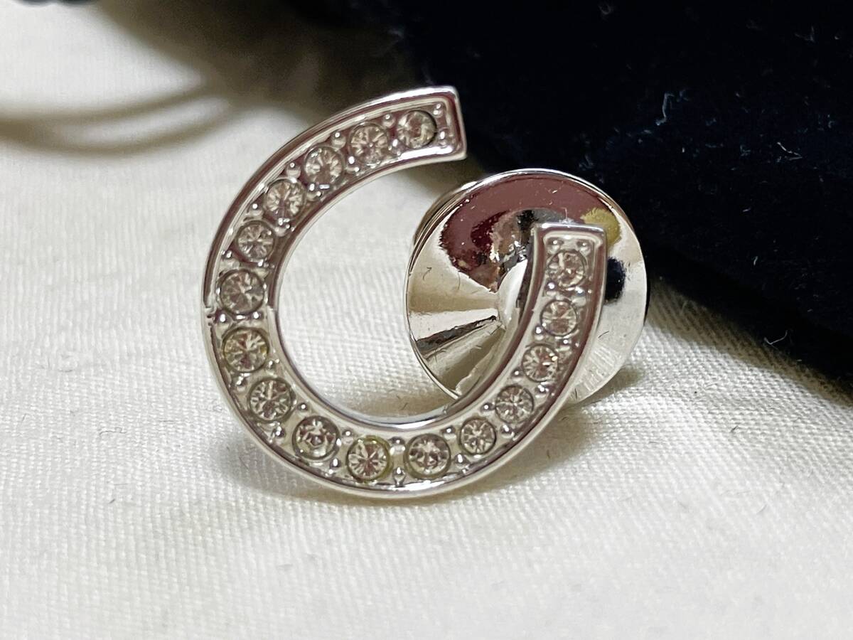 スワロフスキー★非売品・2014SCSイベント来場記念「馬蹄タックピン」拍卖