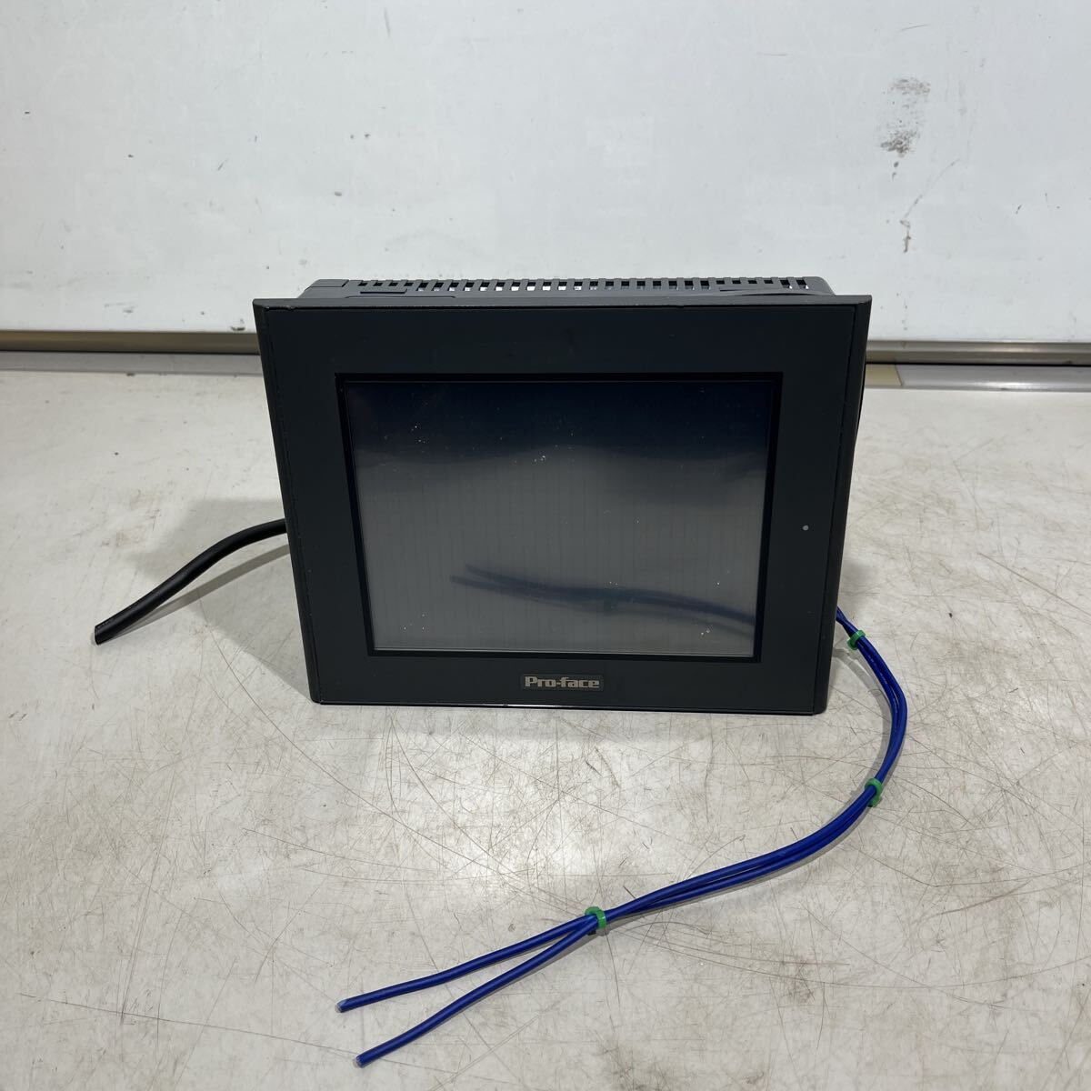 GB-5680 Pro-face 2880061 GP2400-TC41-24V タッチパネルディスプレイ 拍卖