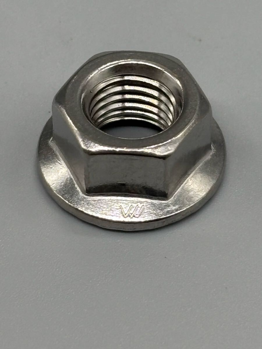 ■■■在庫有すぐ発送 304ステンレス鋼製 M10x1.25mm セレーション付きフランジ六角ナット 滑り止めメトリック フルスレッド 拍卖