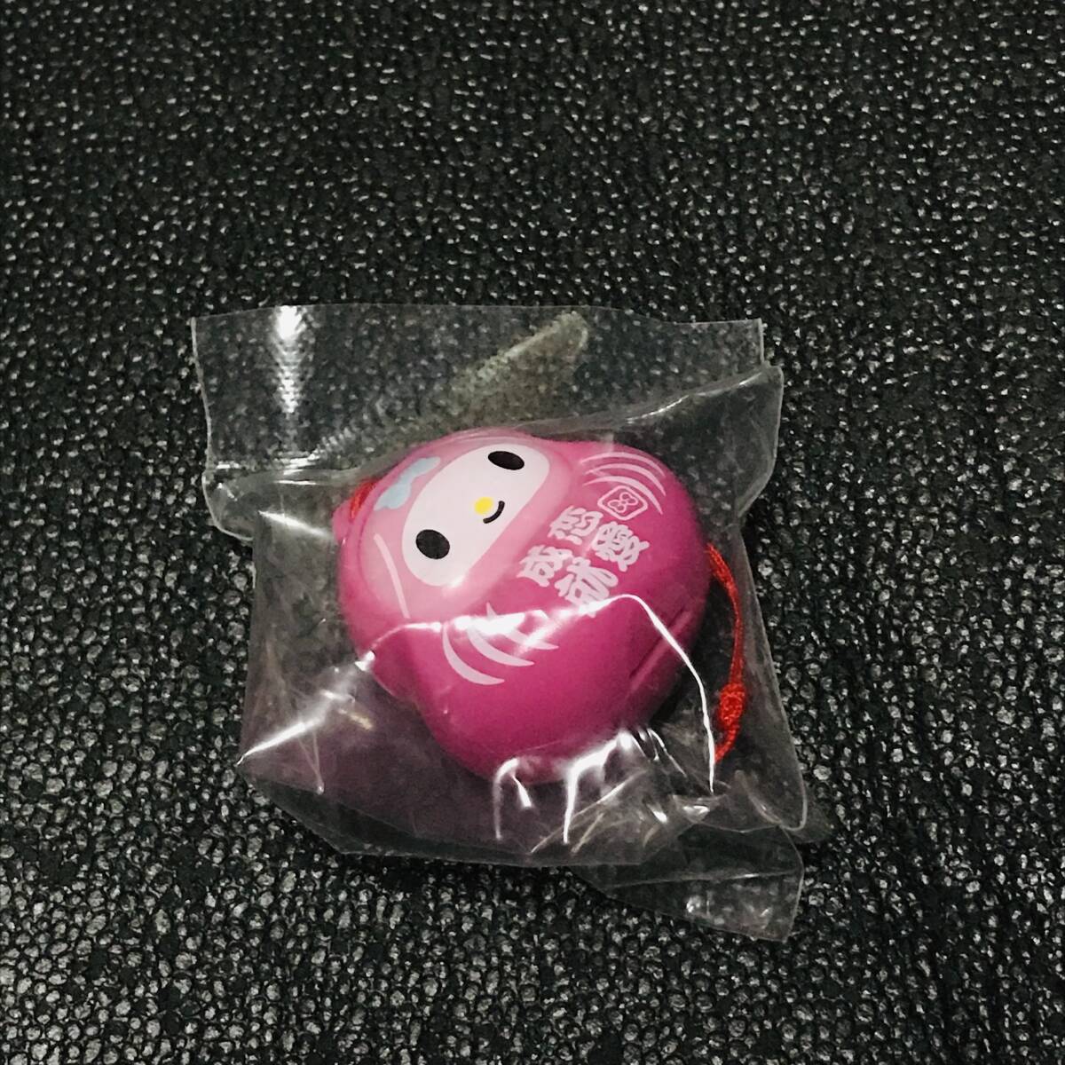 マイメロ サンリオ ジャパぐるみFig. だるま 招き猫 フィギュア マスコット お守り 御守り キーホルダー ガチャ カプセル くじ ストラップ拍卖