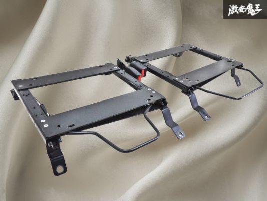 BRIDE ブリッド JG1 JG2 N-ONE Nワン 底止め セミバケット セミバケ用 シートレール レール 左右セット ベルトキャッチ付 即納 棚15G拍卖