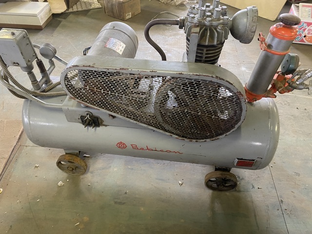 直接引き取り限定 ジャンク HITACHI ベビコン コンプレッサー 100V 工場 現場 エアツール 整備工場拍卖