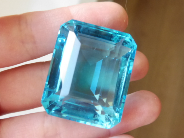 【ブルトパみたいな色】超大粒!!アクアマリン 約135.55ct ルース 裸石 アクワマリン 拍卖