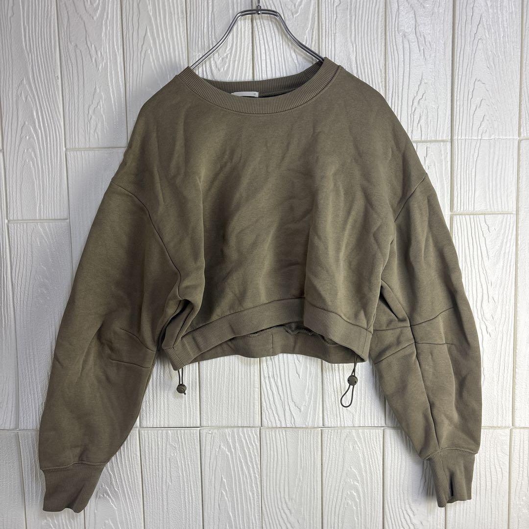 GU カーキ クロップドスウェット Mサイズ拍卖
