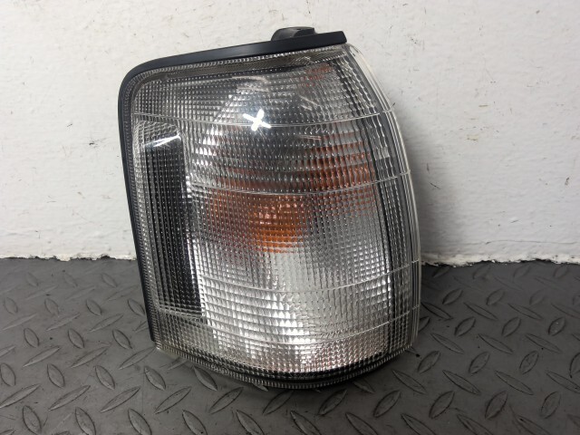 クラウン YXS10H 右 クリア コーナー ランプ 81511-43030拍卖