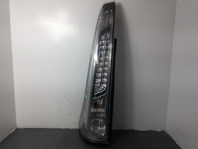 セレナ HFC26 左 テール ランプ ライト 26555-1VM0B拍卖