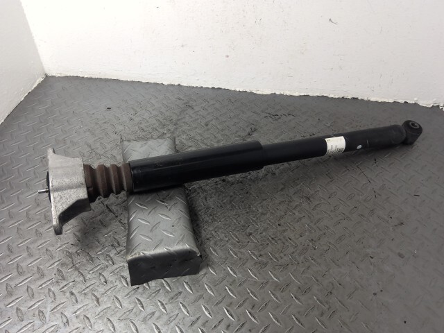 デミオ LDA-DJ5FS 左リア ショックアブソーバー D10A-28-910D拍卖