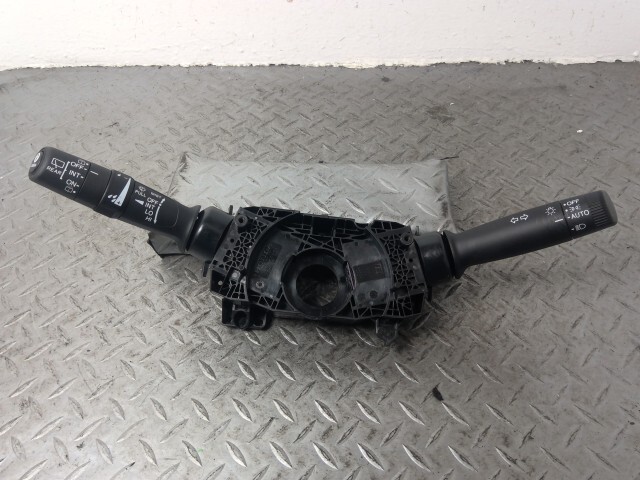 フィット 6AA-GR3 ディマー レバー スイッチ 79610-TZB-J53ZB拍卖