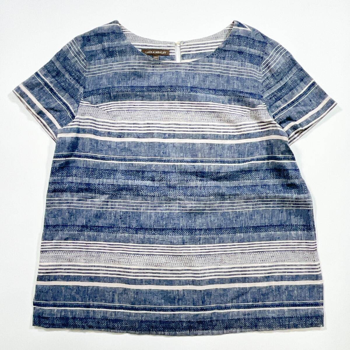 LAURA ASHLEY ローラ アシュレイ 半袖 トップス 13 XL相当 大きいサイズ 綿麻 爽やかデニム風 ブラウス プルオーバー 夏物 ミセス☆075y拍卖