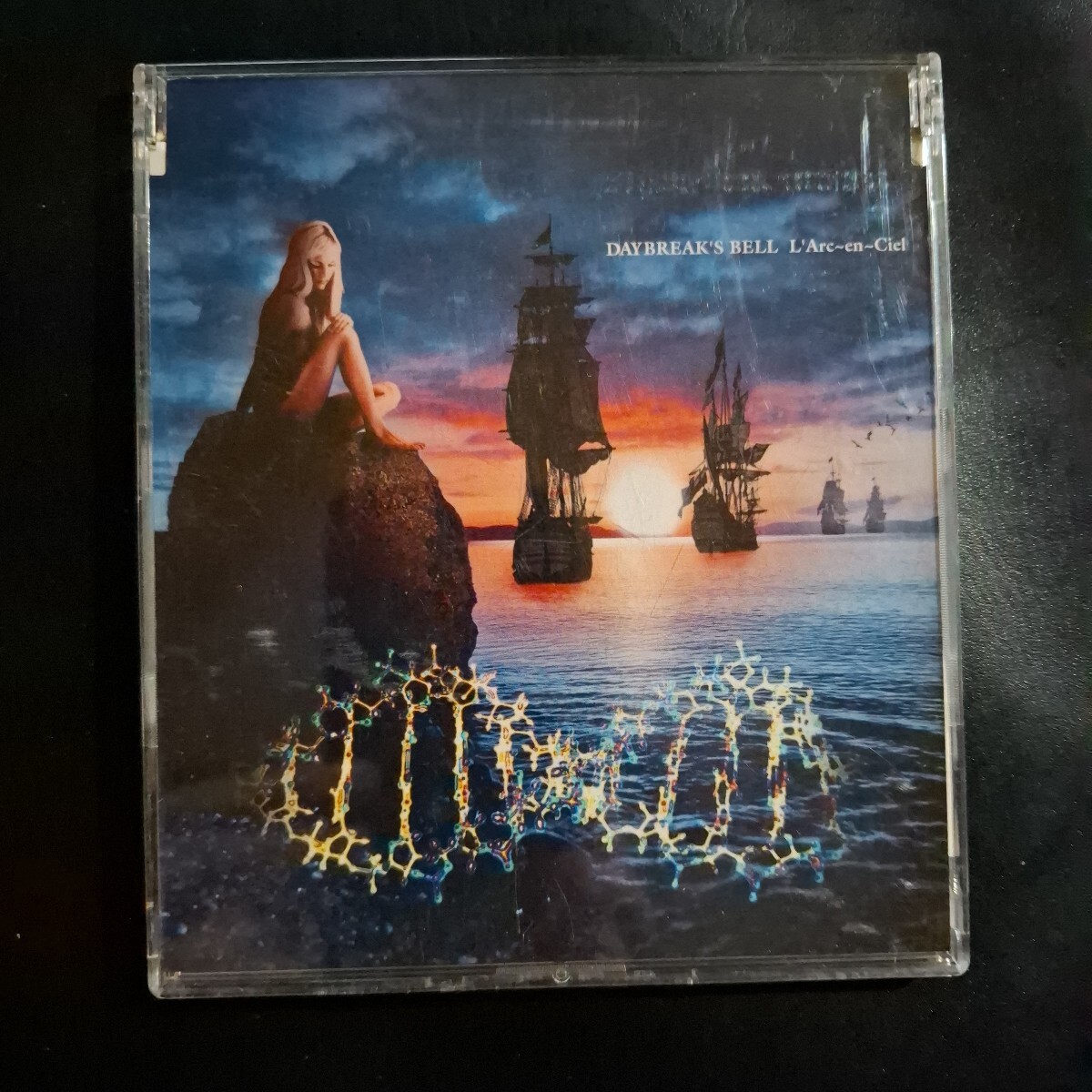 【CD 】L'Arc〜en〜Ciel「DAYBREAK'S BELL」ガンダム00 初回ステッカージャケット付き拍卖