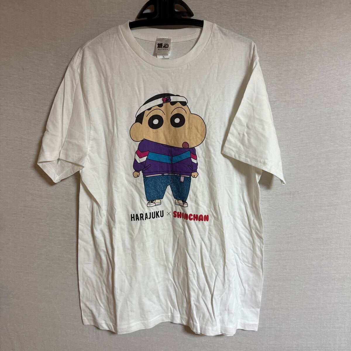 ☆A05☆ クレヨンしんちゃん 25th 原宿×しんちゃん 限定グッズ Tシャツ Lサイズ 半袖Tシャツ拍卖