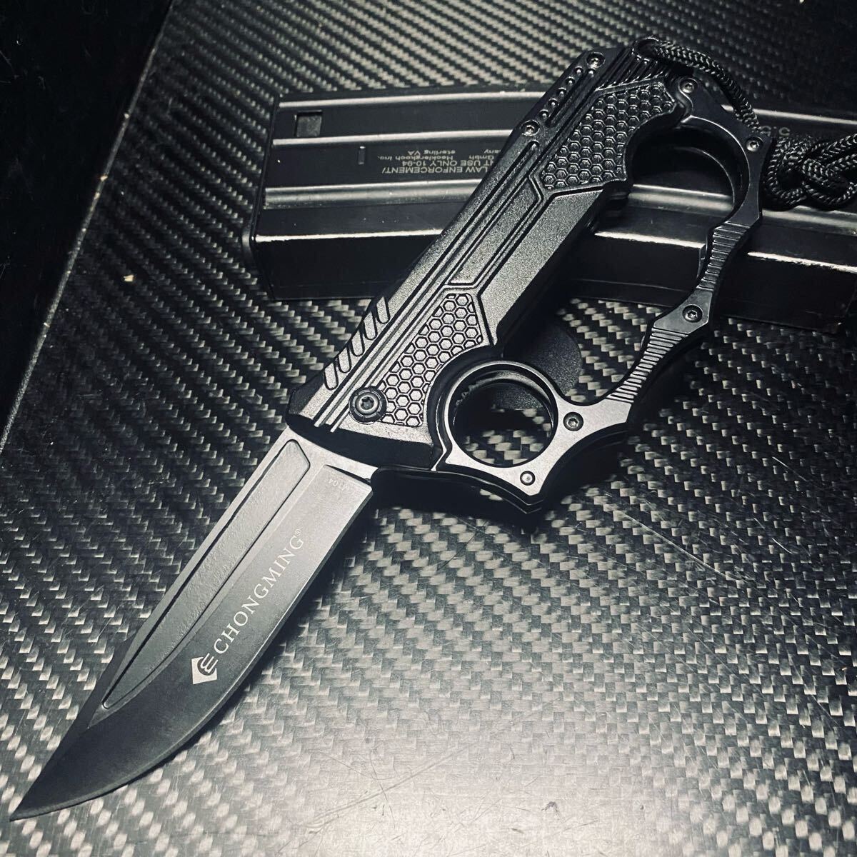 重量感192g 超高品質 サバイバルナイフ 折りたたみナイフ 鋼製 薪割り アウトドア ハイキング 野外登山拍卖