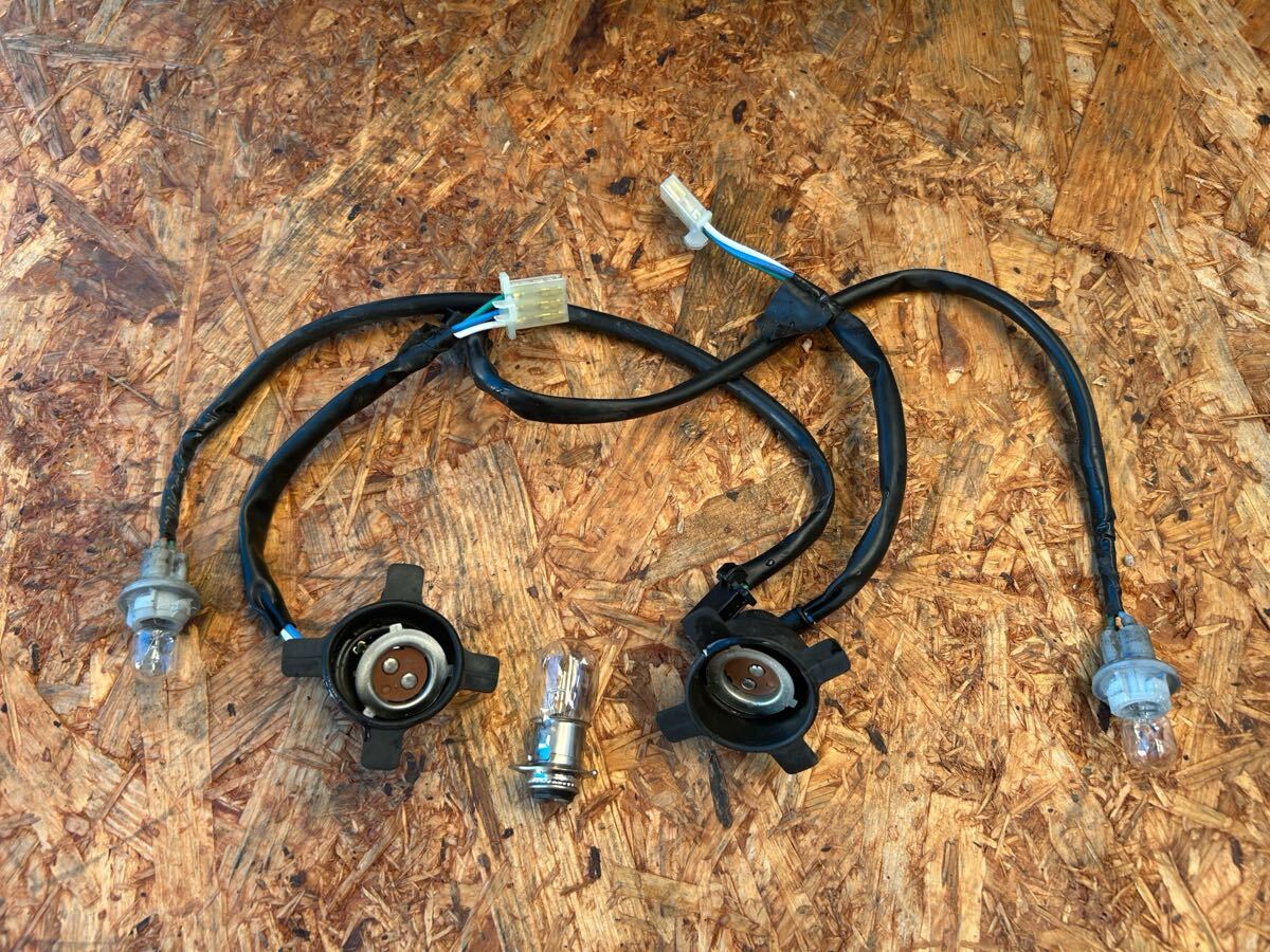 4422■ ホンダ ジャイロキャノピー TA03 FI 電球 ヘッドライト ソケット ウインカー フロント 電球拍卖