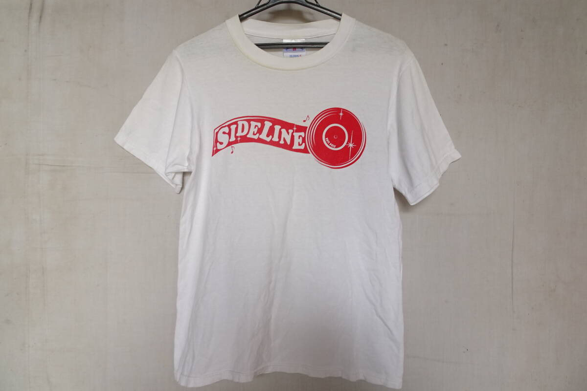 United Sports Headline/半袖Tシャツ/クルーネック/前後プリント入/黒・赤2色使いプリント/白/ホワイト/Sサイズ(8/4R7)拍卖