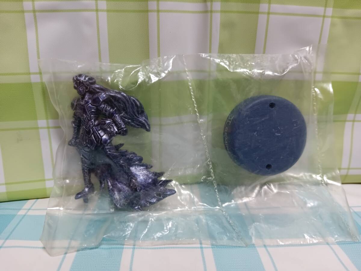 BANDAI バンダイ 聖闘士星矢 ミニフィギュアセレクション II.新たなる聖戦 14.ジェミニ(冥衣) 未開封品 フィギュア拍卖