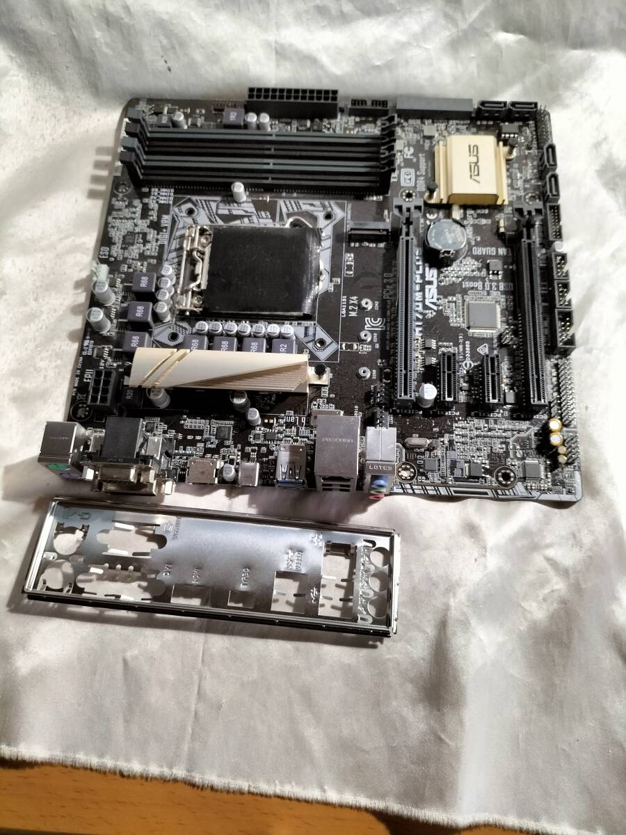 ★ ASUS H170M-PLUS LGA1151 H170 MATX●マザーボード拍卖