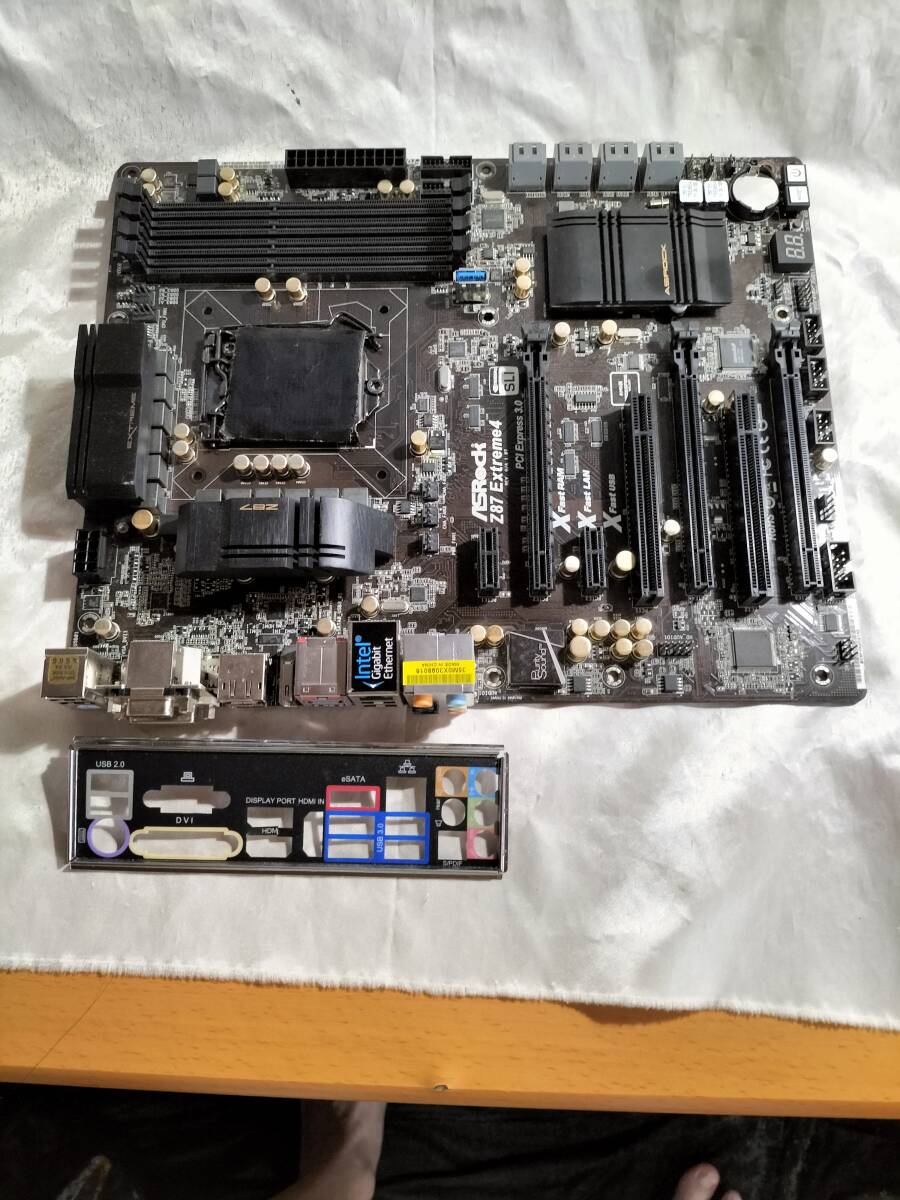 ★ASROCK Z87 EXTREME4 LGA1150 Z87 ATXマザ●マザーボード拍卖