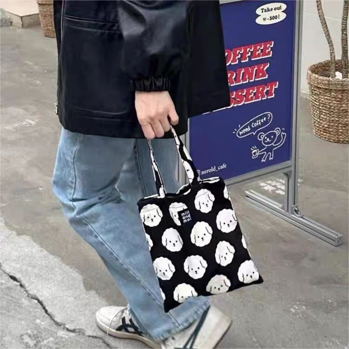 ビションフリーゼ柄 手提げバッグ トート ファスナー付き拍卖