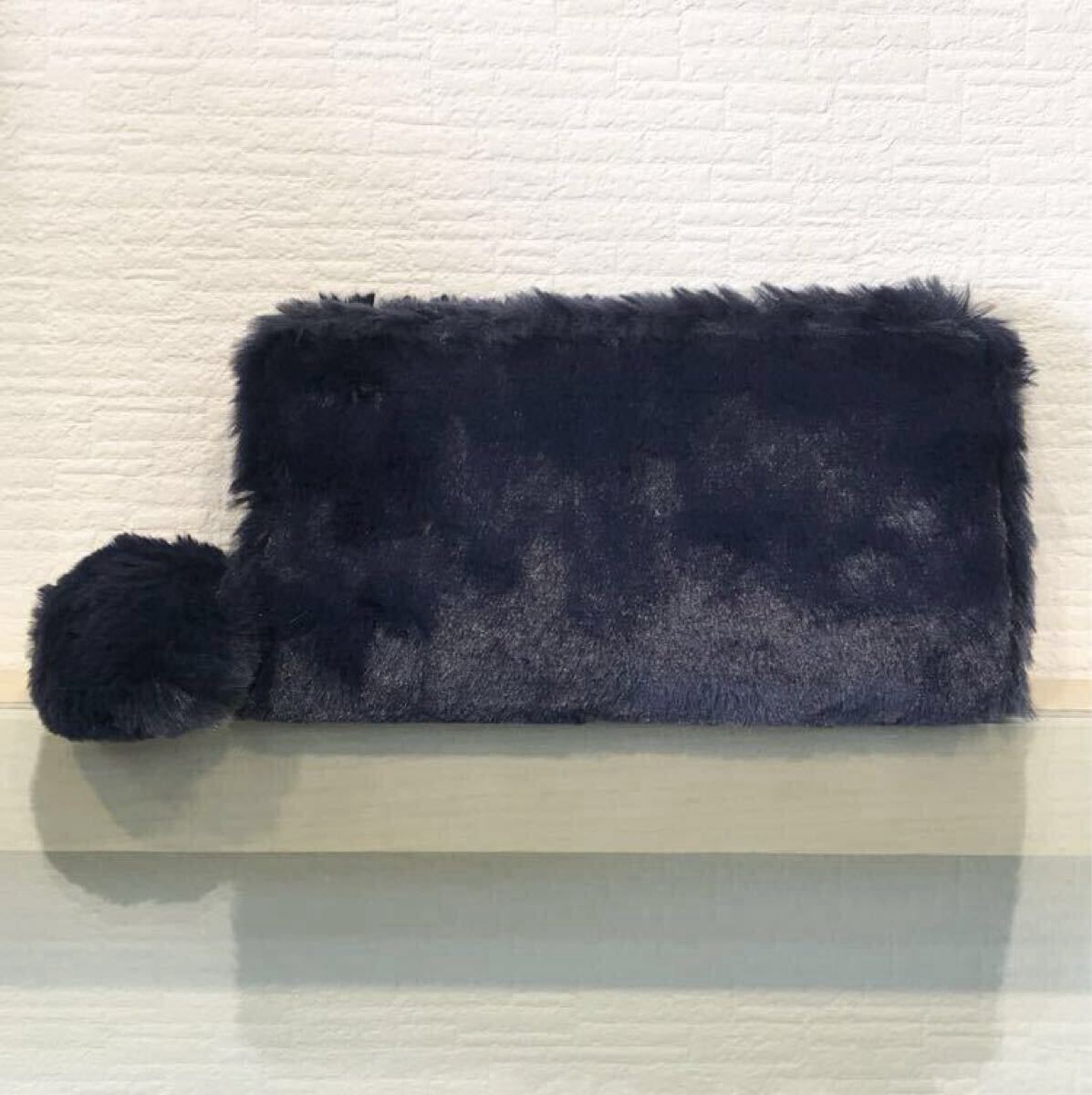 新品 長財布 ふわふわ ファー 可愛い レディース ネイビー拍卖