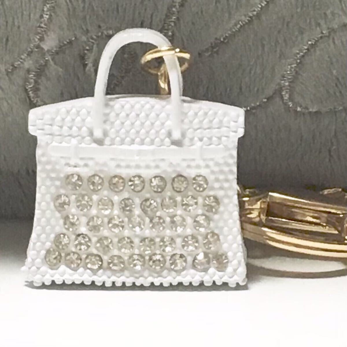 新品/バッグチャーム /キーホルダー バッグ カメリア レディース バッグ 可愛い ホワイト拍卖