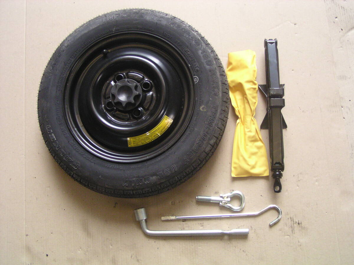 ☆ 77332km エッセ L235S スペアタイヤ 工具セット ジャッキ レバーなど拍卖
