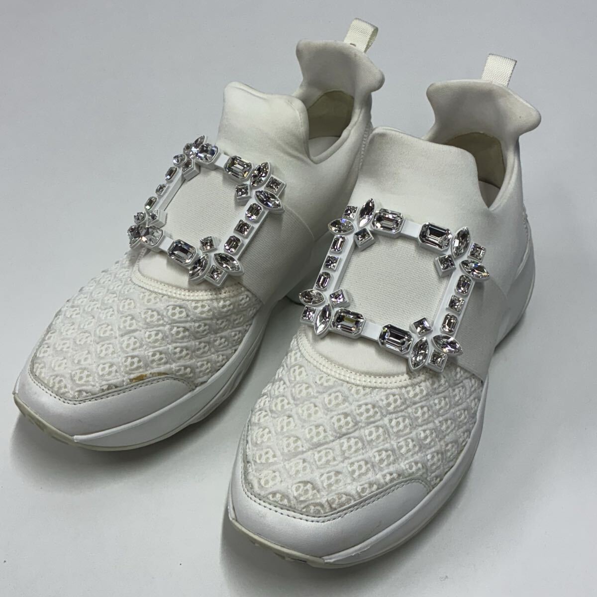 Roger Vivier ロジェヴィヴィエ Viv Run クリスタルバックル スニーカー ホワイト 37.5拍卖