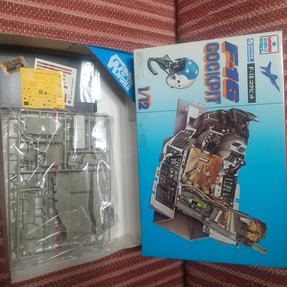 エッシー ESCI グンゼ GUNZE 1/12 F-16 コクピット COCKPIT 日本語説明書 アメリカ空軍 戦術 戦闘機 当時物 絶版 未開封 未組立 中古品 拍卖
