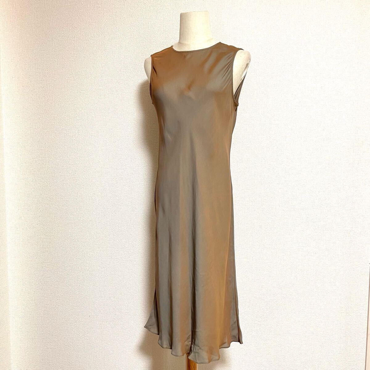 DKNY ダナキャラン シルク 絹 玉虫色 美シルエット ロングワンピース ドレス ノースリーブ拍卖