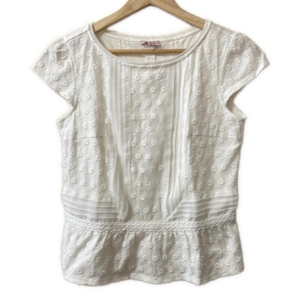 トッカ TOCCA 半袖カットソー サイズM - 白 レディース クルーネック/花柄/レース/プリーツ トップス拍卖