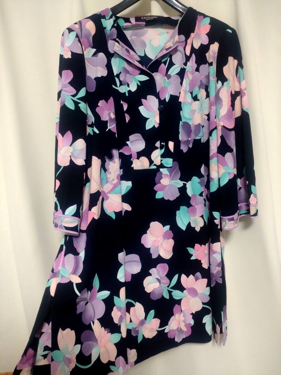 【極美品】レオナール カンカン素材 チュニック 42拍卖