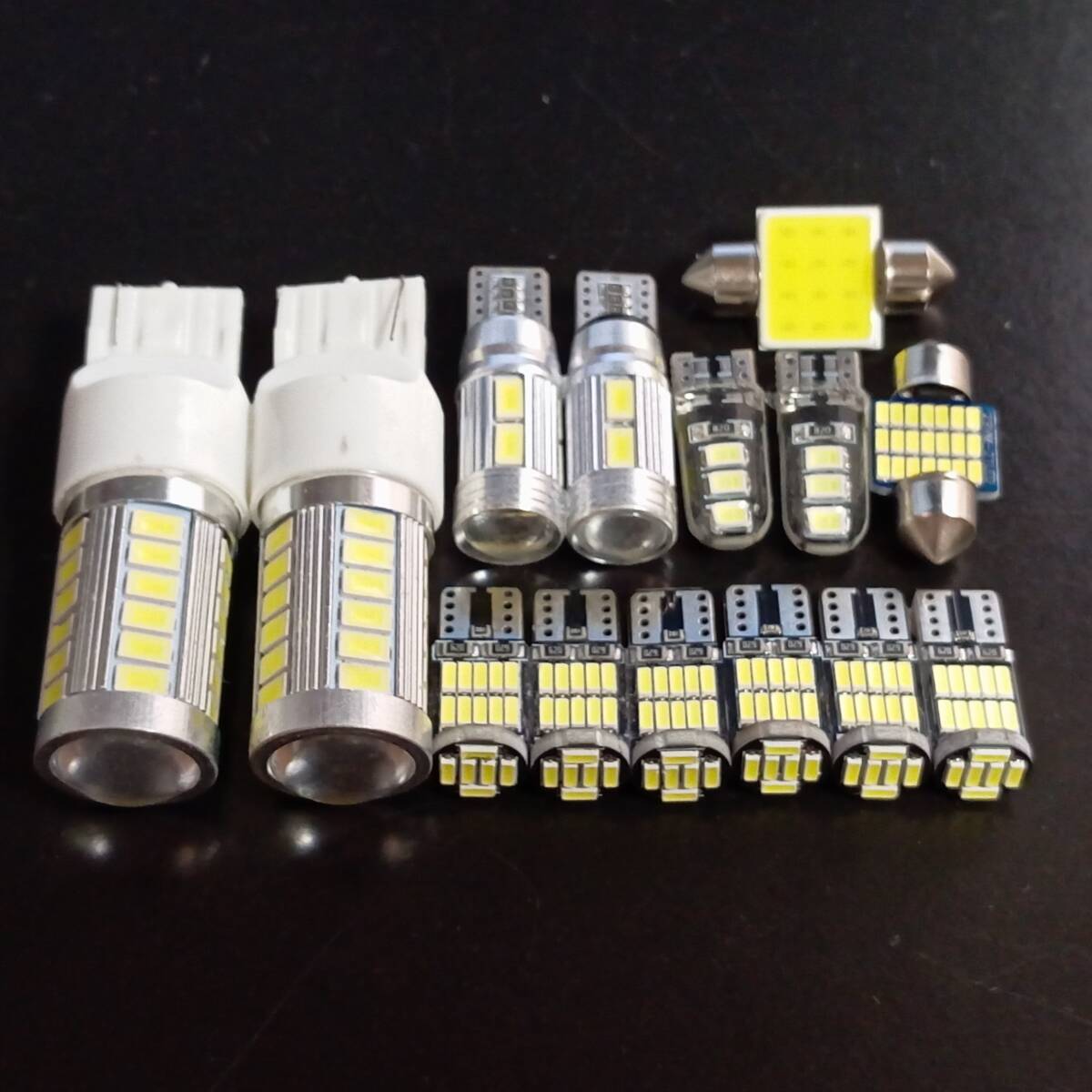 ZVW30系 プリウス 後期 超爆光!T10 LED ルームランプ ナンバー灯 バックランプ ポジション 14個セット ホワイト トヨタ /33/10/26/6/t28拍卖